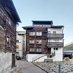 Design-dachwohnung Mit Badewanne & Bergblick In * Saas-Grund