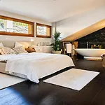 Dachchalet mit Badewanne&Blick aufs Mittaghorn * Saas-Grund