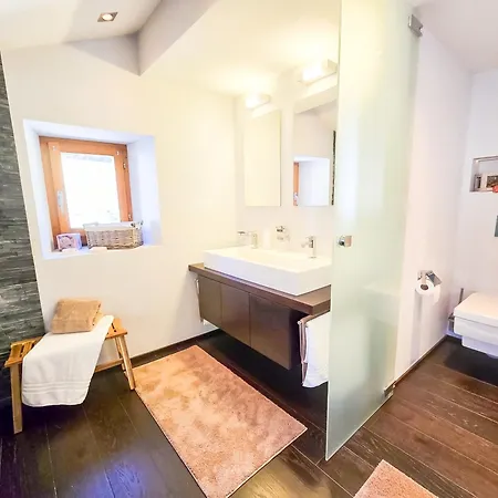 Ruhiges Alpen-chalet Mit Badewanne Und Bergblick * Saas-Grund