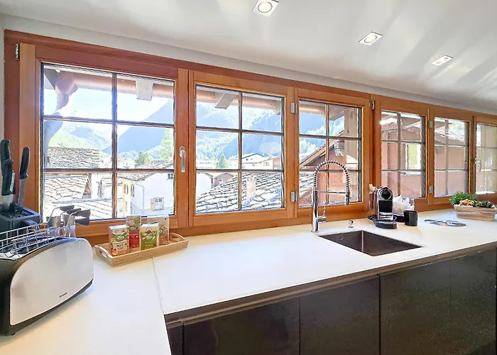 아파트 Design-dachwohnung Mit Badewanne & Bergblick In *