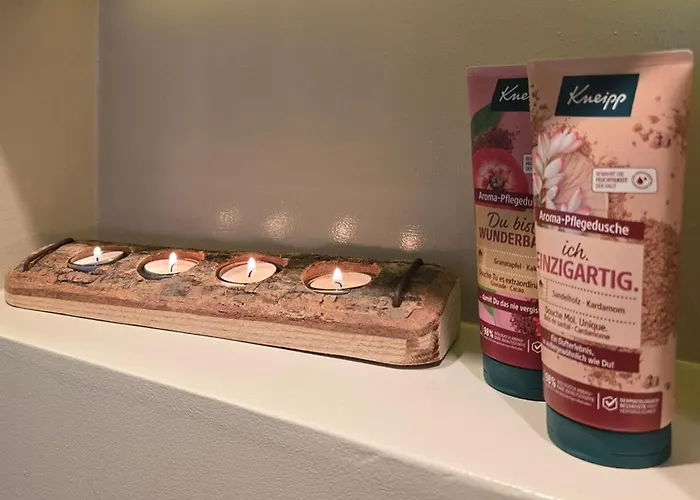아파트 Design-dachwohnung Mit Badewanne & Bergblick In 사스그룬트